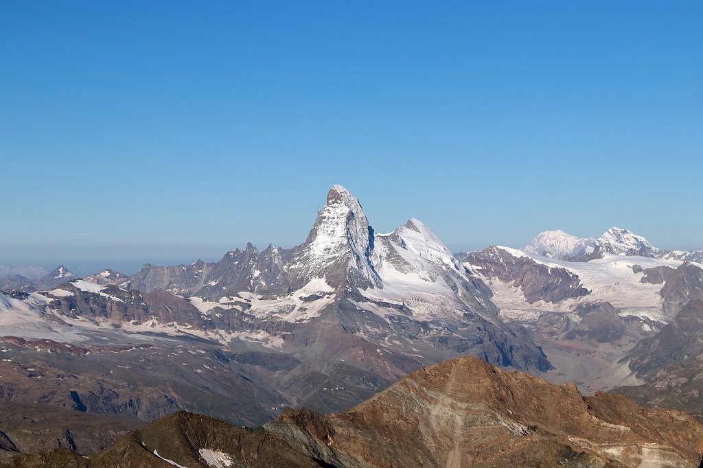 Das Matterhorn ist vom Feejoch gut zu sehen