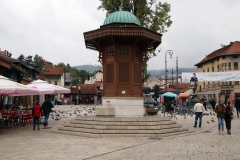 Der öffentliche Brunnen Sebilj in Sarajevo
