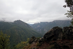 Blick auf den Perućica Urwald vom Vidikovac Beškita im Sutjeska-Nationalpark