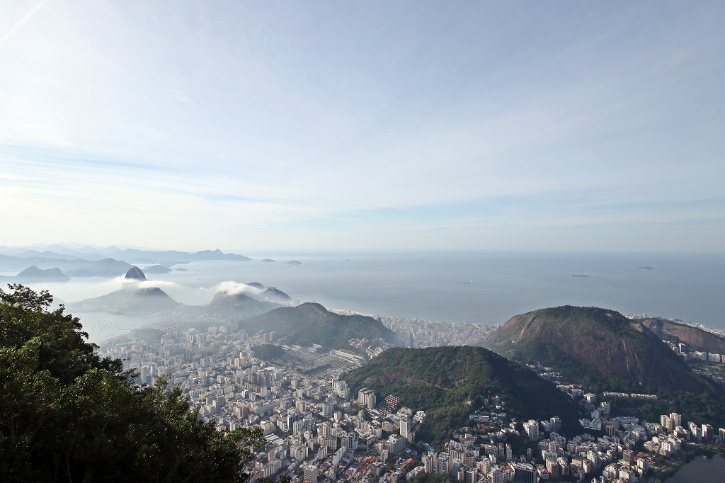 Blick vom Corcovado auf den Zuckerhut und Rio de Janeiro