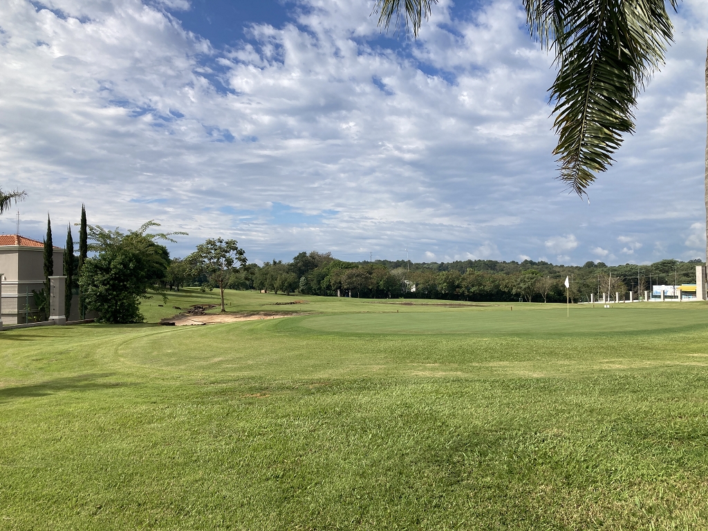 Blick zurück auf Bahn 2 auf dem Iguassu Falls Golfclub