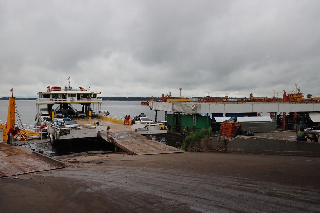 Hafen von Ceasa in Manaus
