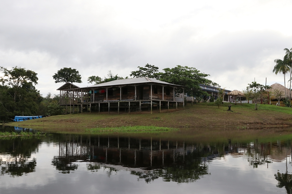 indigenes Dorf Aldeia do Lago do Piranha