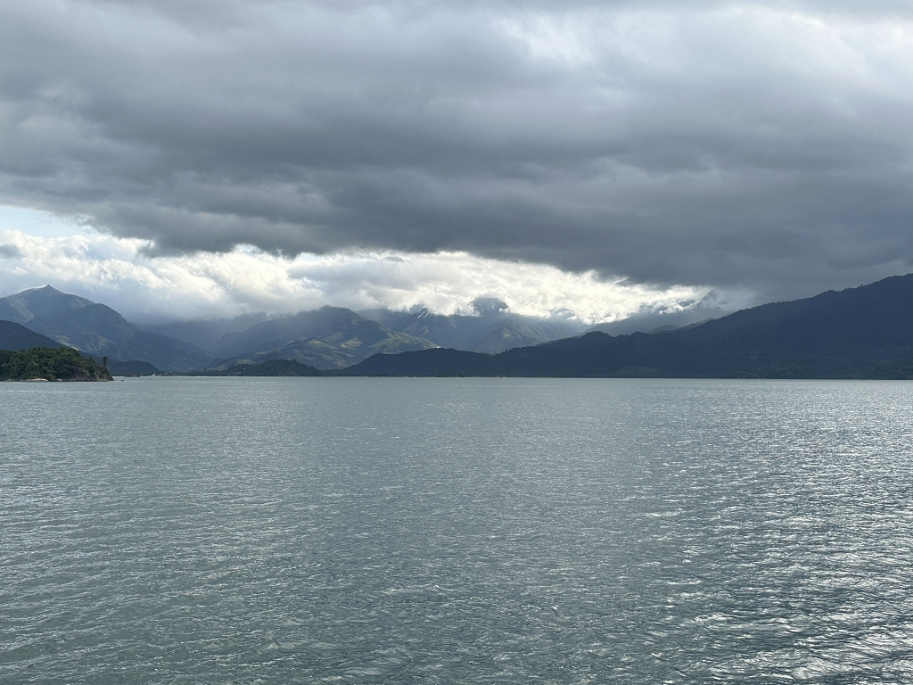 Mit dem Schoner Estrela da Manha hinaus in die Bucht von Paraty