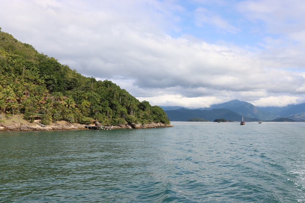 Mit dem Schoner Estrela da Manha hinaus in die Bucht von Paraty