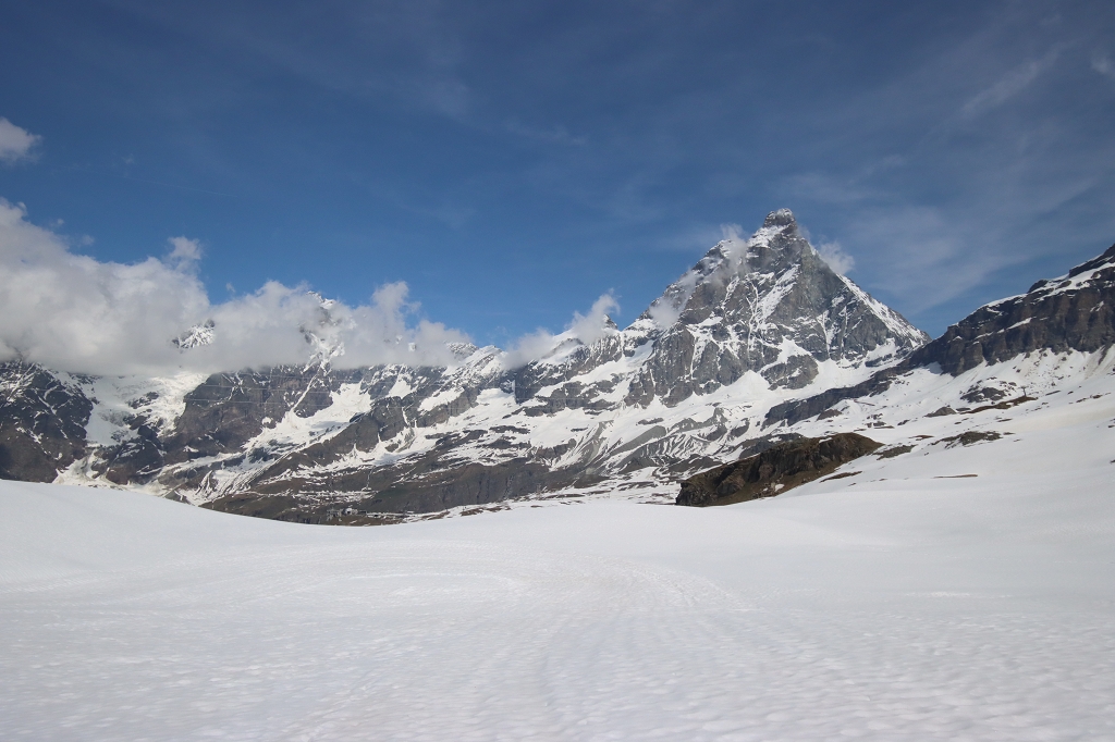 Wanderung von der Seilbahnstation Cime Bianche Laghi (2.814) über den Lago Goillet nach Breuil-Cervinia