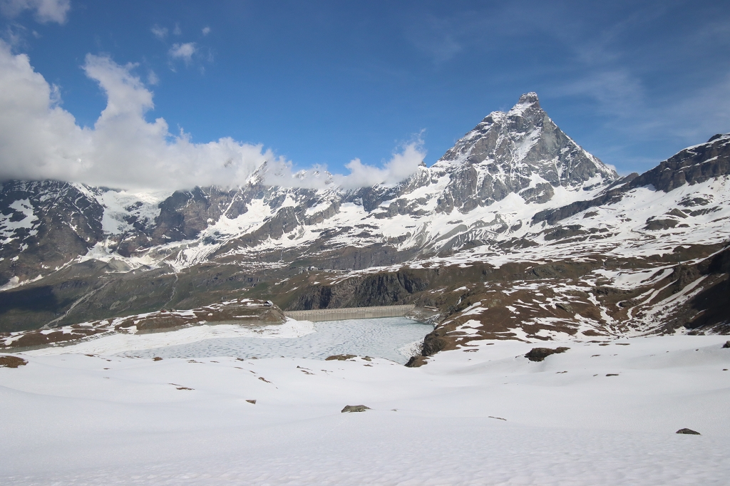 Wanderung von der Seilbahnstation Cime Bianche Laghi (2.814) über den Lago Goillet nach Breuil-Cervinia