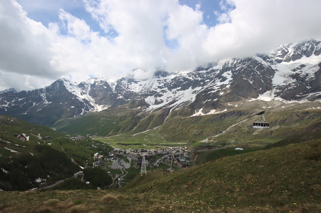 Abstieg von Plan Maison nach Breuil-Cervinia