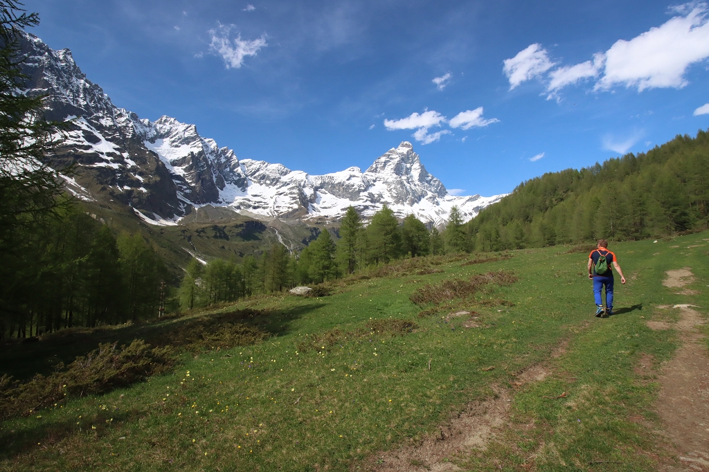 Wanderung vom Lago Blu zum Bec Pic Merlo (2.620 m.ü.M.)