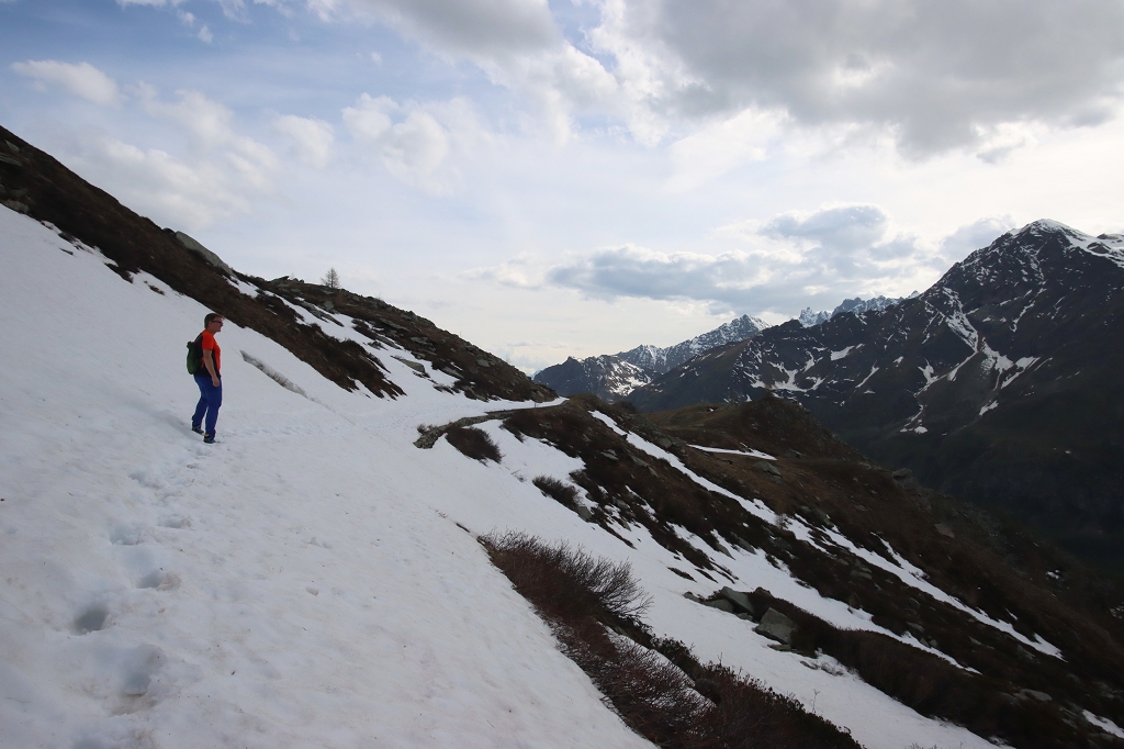 Wanderung zur Cappelletta in vetro Croce Giovanni Paolo II