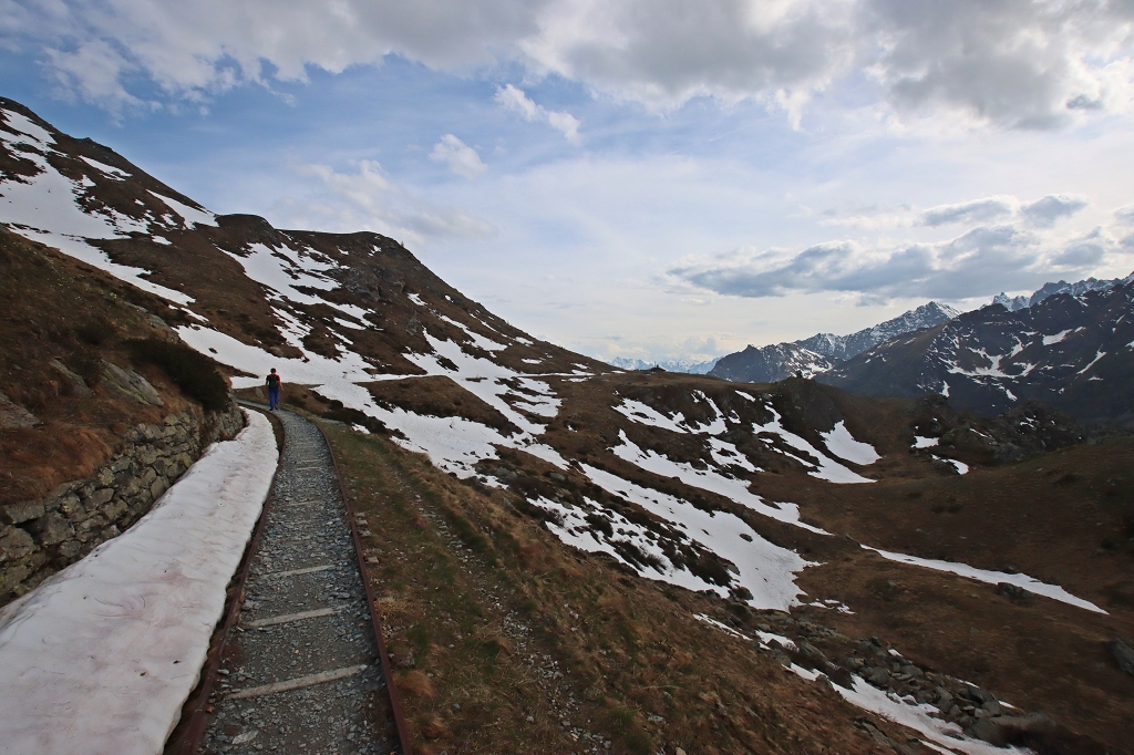 Wanderung zur Cappelletta in vetro Croce Giovanni Paolo II
