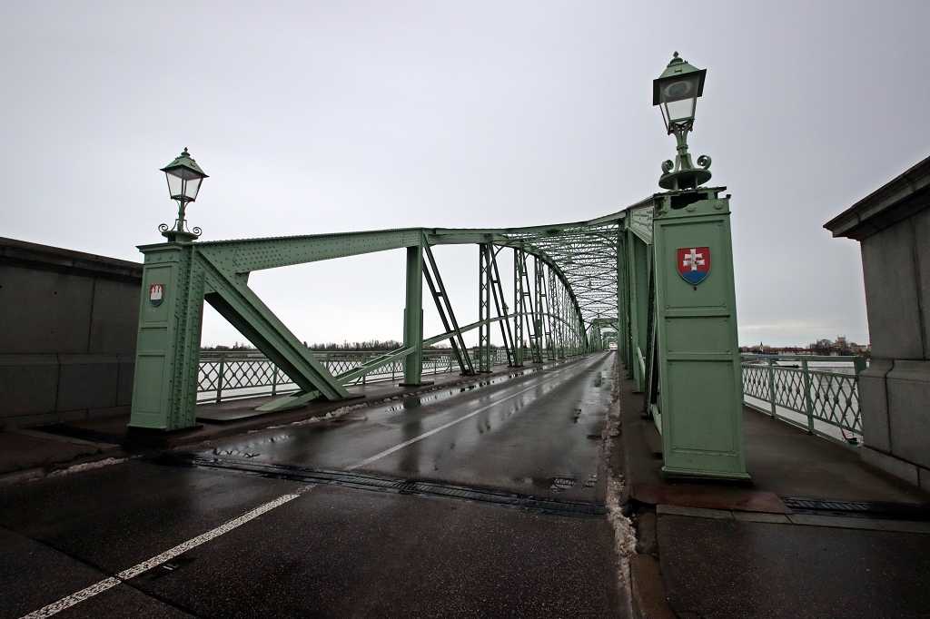 Elisabethbrücke (Komárom)