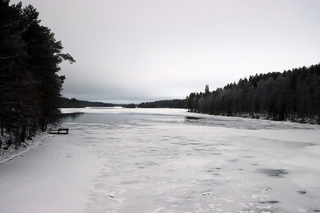 Winterlandschaft auf dem Weg in den Riisitunturi National Park