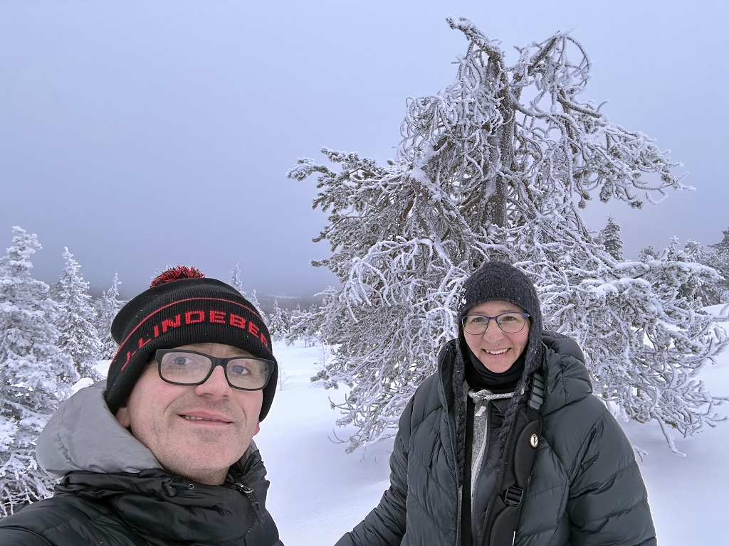 Schneeschuhwanderung im Riisitunturi National Park