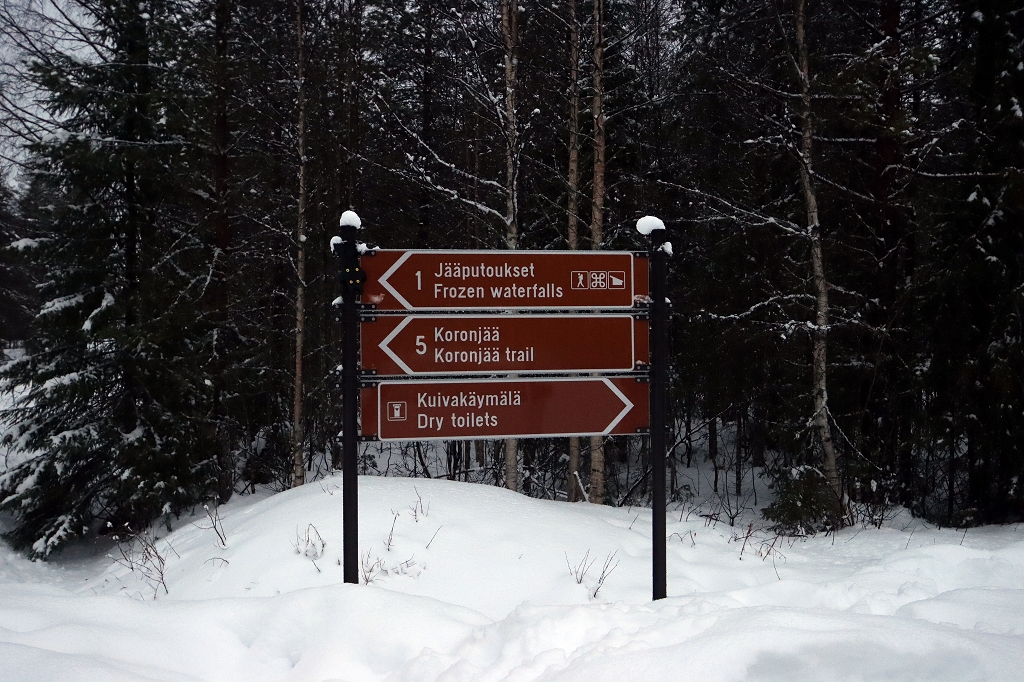Wanderung zum Eiswasserfall in der Korouma-Schlucht