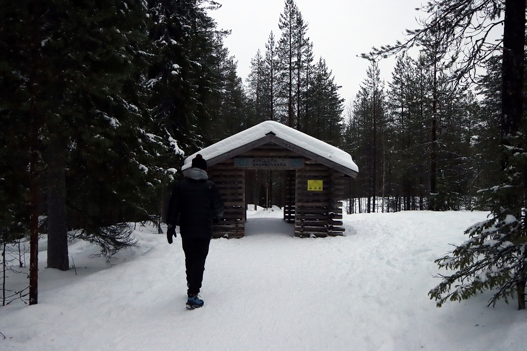 Wanderung zum Eiswasserfall in der Korouma-Schlucht