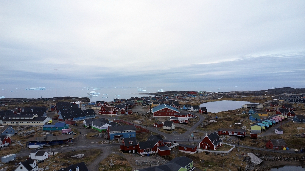 Qeqertarsuaq aus der Luft