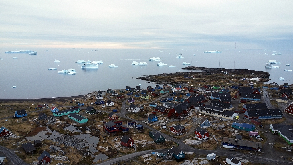 Qeqertarsuaq aus der Luft