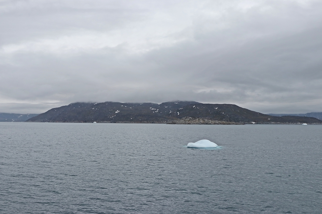 Bootstour zum Eqi-Gletscher und zur Glacier Lodge