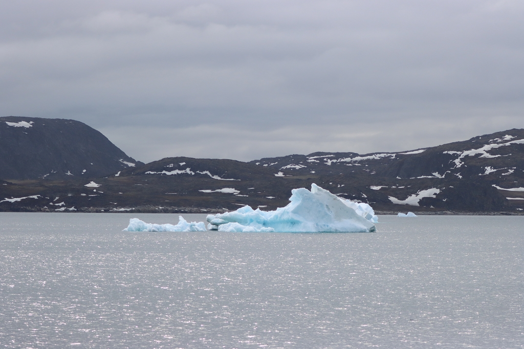 Bootstour zum Eqi-Gletscher und zur Glacier Lodge