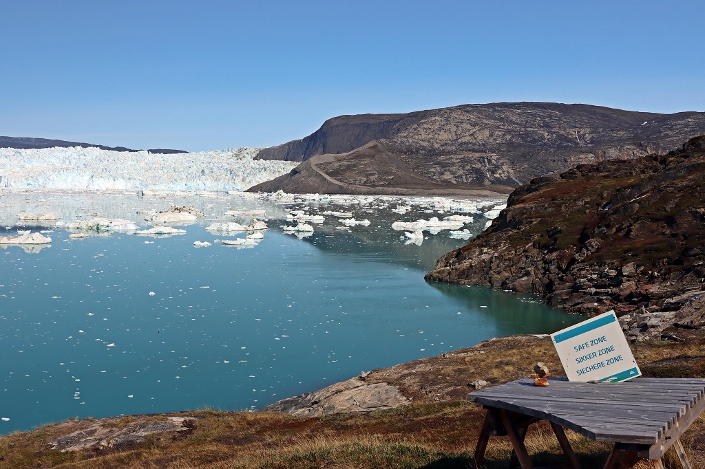 Sicherheitszone an der Glacier Lodge Eqi