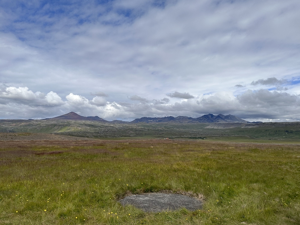 Blick vom Snæfellsnes Visitor Center auf die isländische Landschaft