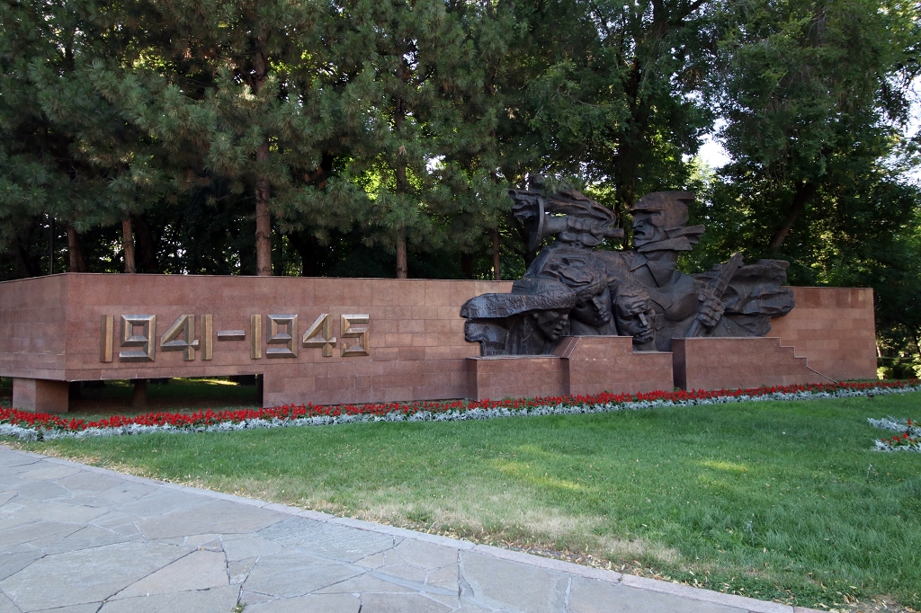 Park der 28 Panfilowzy in Almaty