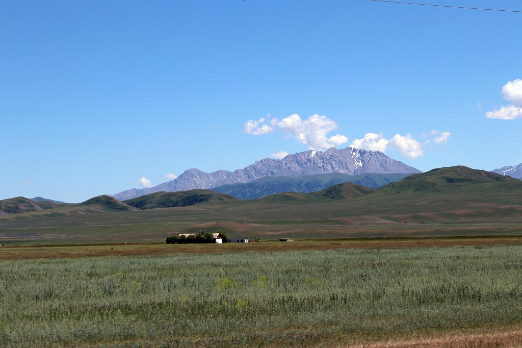 Fahrt nach Kegen zur kirgisischen Grenze