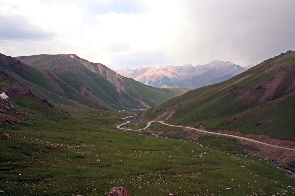 Angekommen auf 3.400 Metern Höhe des Kalmak-Passes