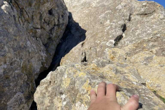 Die letzten Meter bis zum Gipfel des 474 Meter hohen La Mola müssen erklettert werden