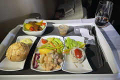 Essen in der Business Class Condor A330
