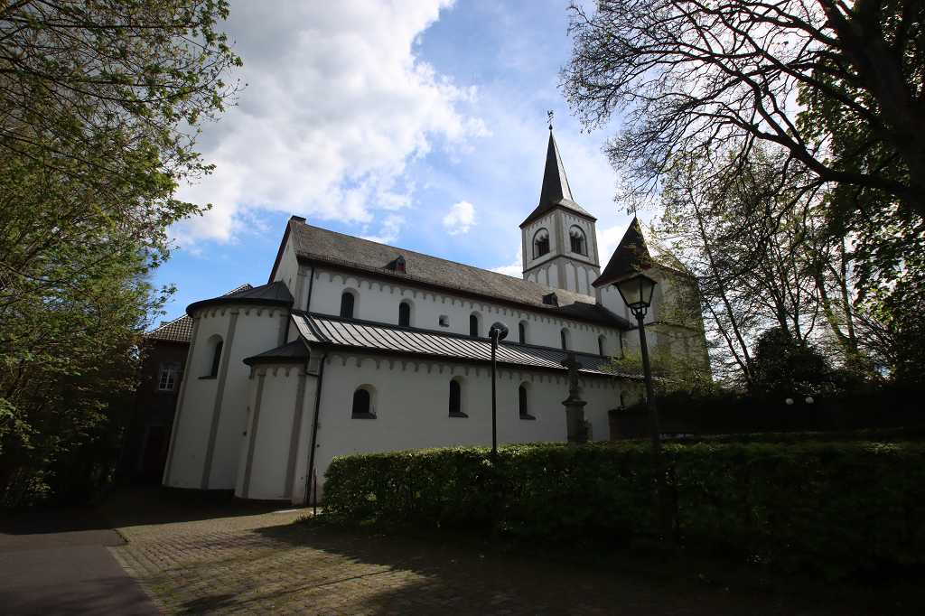 St. Agnes Kirche in Merten