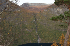 Blick auf den Geirangerfjord vom Aussichtspunkt Homlongsætra