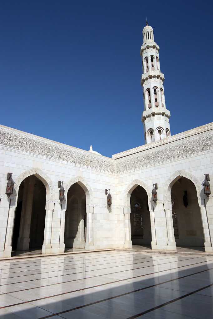 Innerer Sahn in der großen Sultan Qabus Moschee