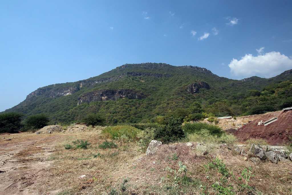 Grüne Berghänge des Dhofar-Gebirges