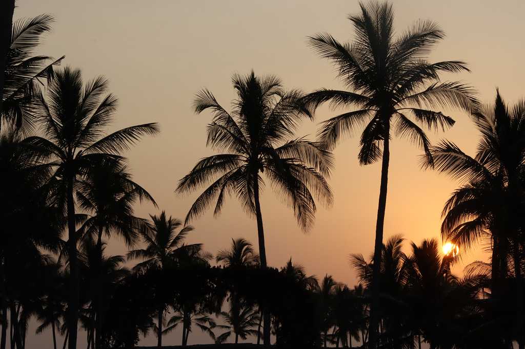 Sonnenuntergang am Strand des Fanar Hotel & Residences