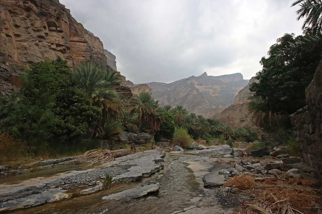 Die letzten Meter zum verlassenen Ort Al Nakhar
