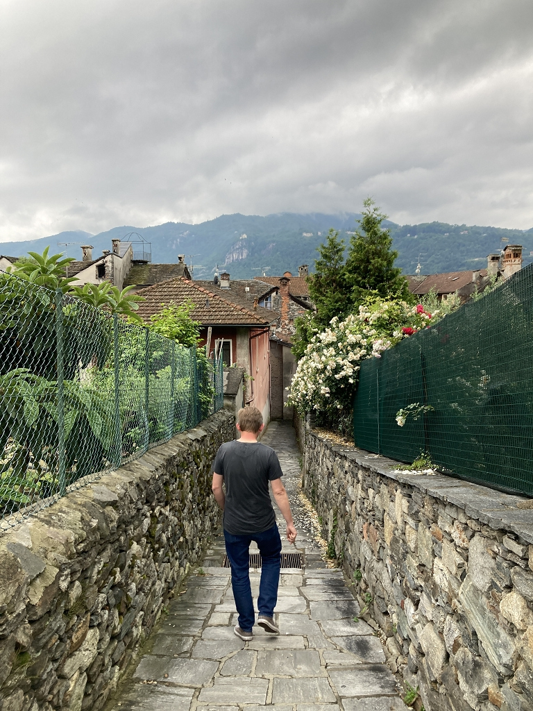 Blick auf den Ortasee von Orta San Guilio