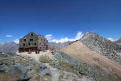 Mattmark Glacier Trail - Britanniahütte