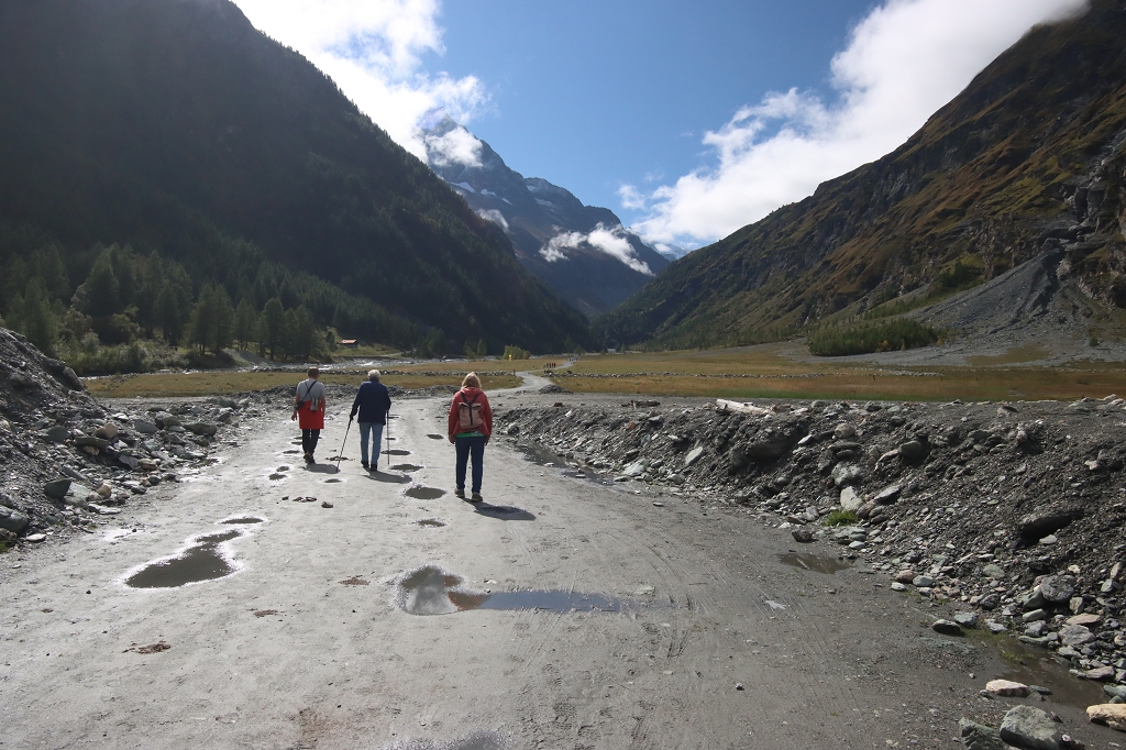 Wanderung von Plats de la Lée zur Petit Mountet