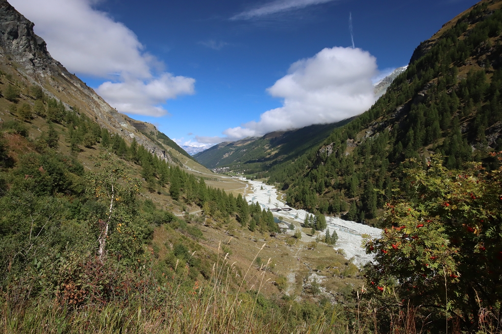 Und der Blick zurück ins Plats de la Lée