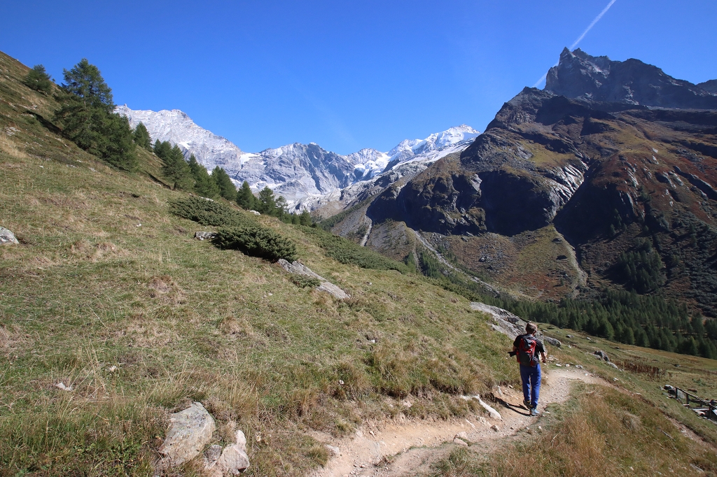 Vom Lac d’Arpitettaz über Le Chiesso nach Zinal