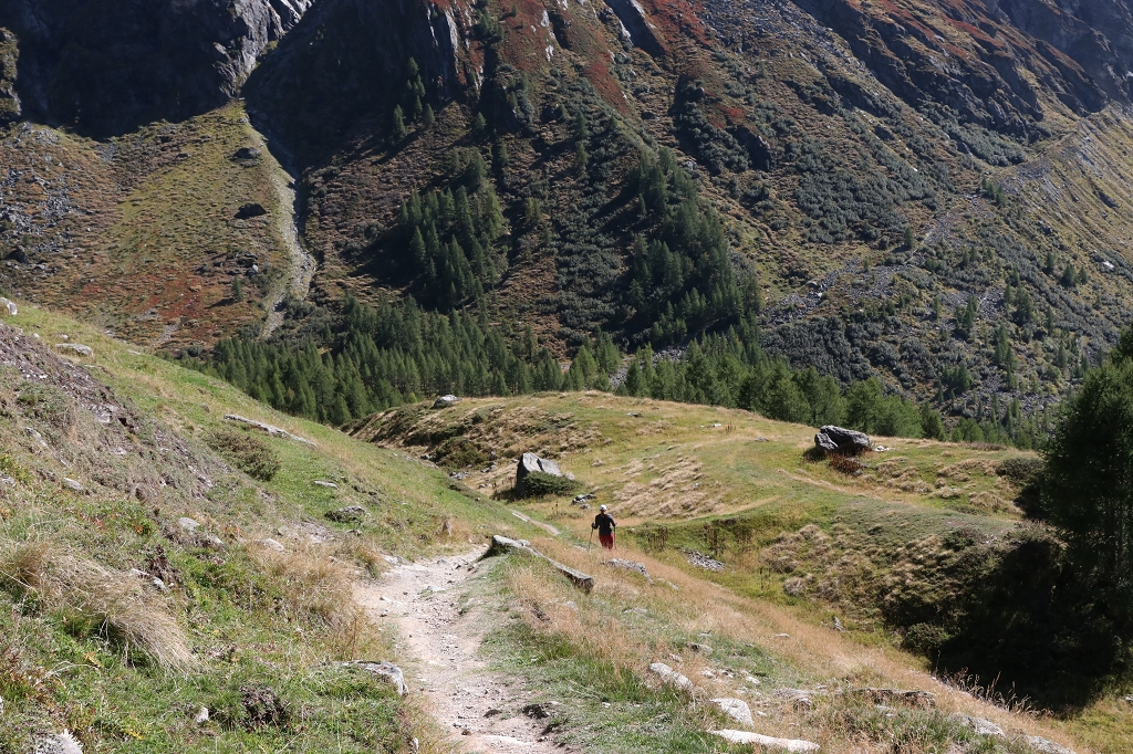 Vom Lac d’Arpitettaz über Le Chiesso nach Zinal