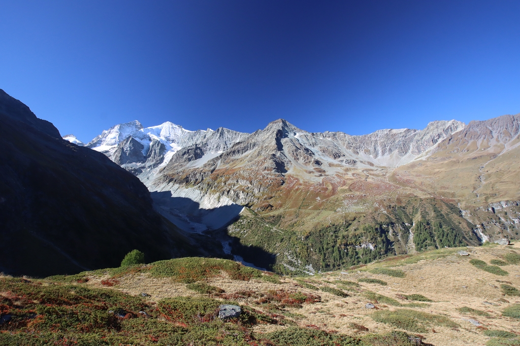 Vom Lac d’Arpitettaz zur Cabane Arpitettaz auf 2.786 Metern Höhe