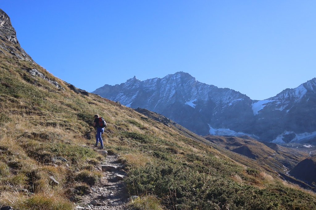 Vom Lac d’Arpitettaz zur Cabane Arpitettaz auf 2.786 Metern Höhe