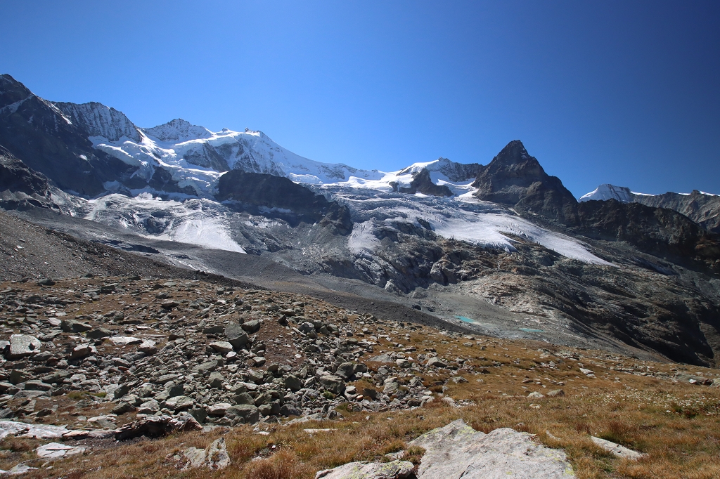 Ausblick von der Cabane Arpitettaz auf die 4.000er 