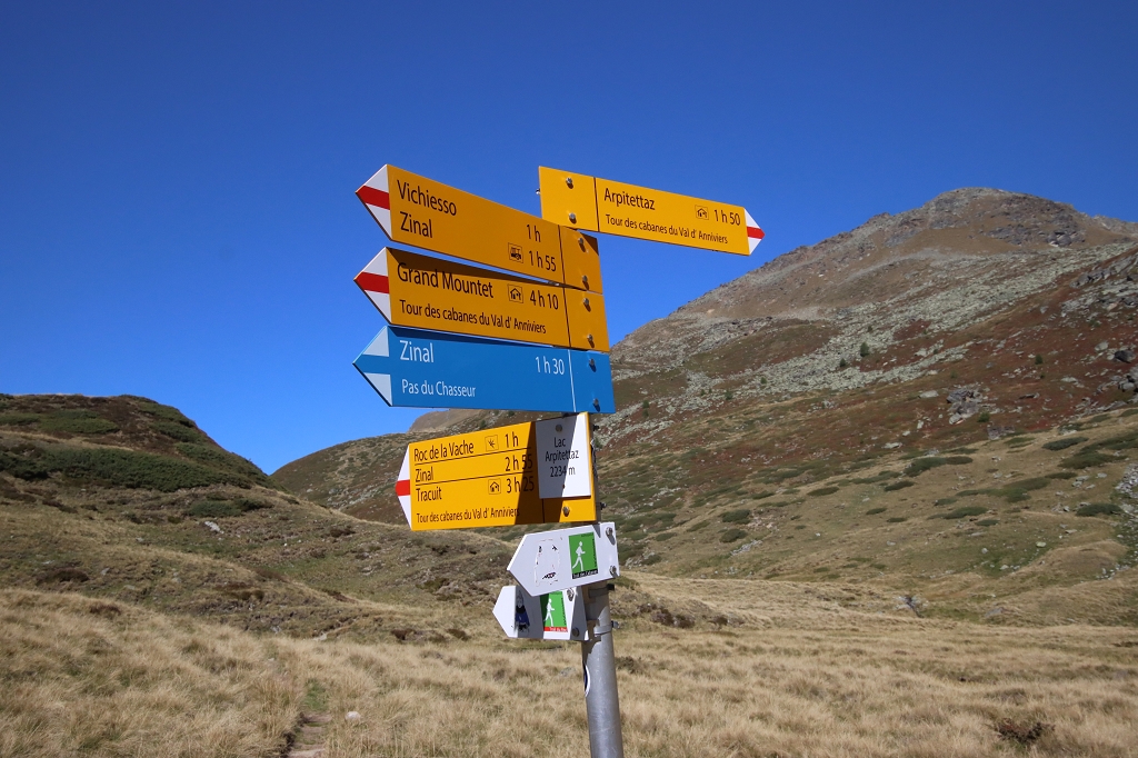 Abstieg von der Cabane Arpitettaz zum Lac d’Arpitettaz