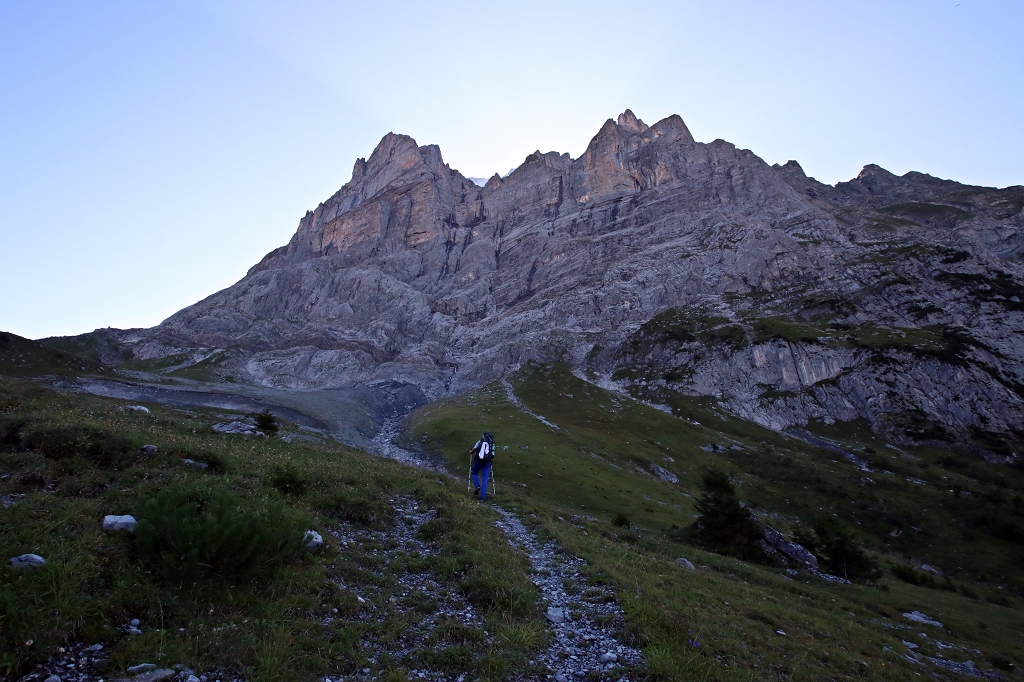 Wetterhorntrek: Von der Glecksteinhütte zur Schwarzwaldalp - Weg zur Großen Scheidegg