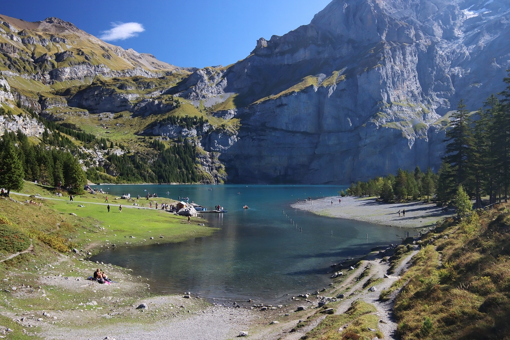 Blick auf den Oeschinensee