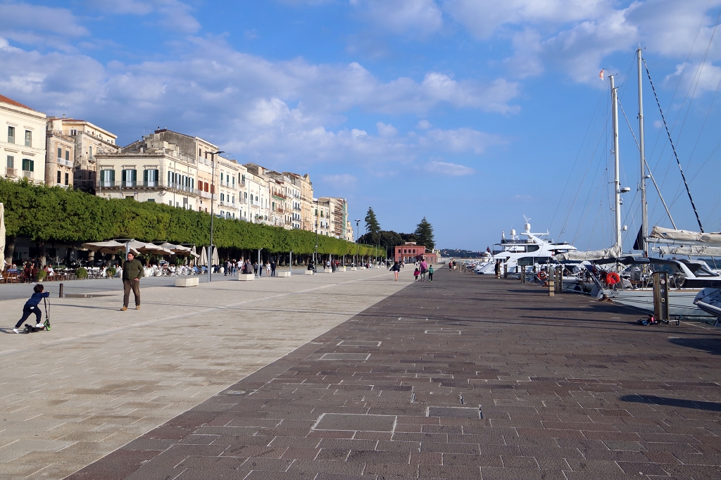 Strandpromenade Foro Vittorio Emanuele II in Syrakus